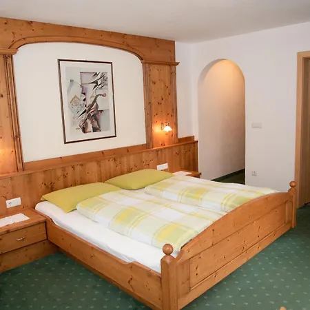 Gasthof Innerwalten St. Leonhard in Passeier Exterior foto